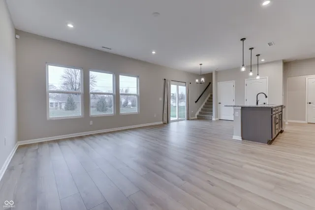 $379,900 | 400 Atlas Drive, Lebanon, IN 46052