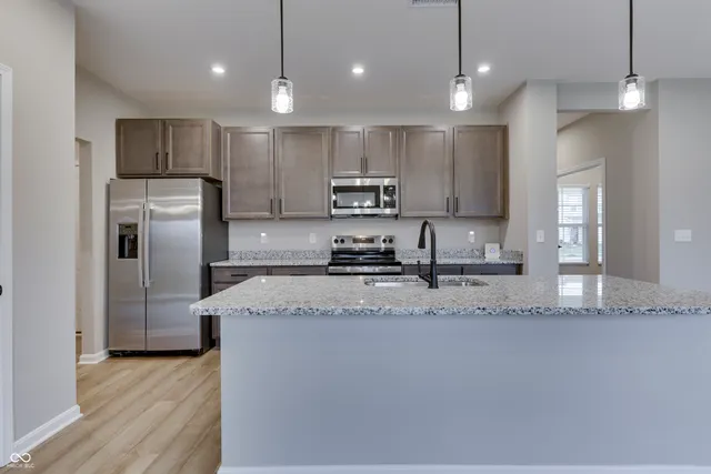 $379,900 | 400 Atlas Drive, Lebanon, IN 46052