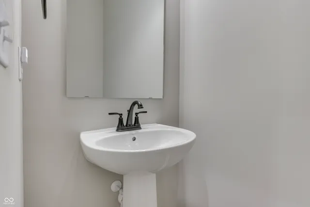 $379,900 | 400 Atlas Drive, Lebanon, IN 46052