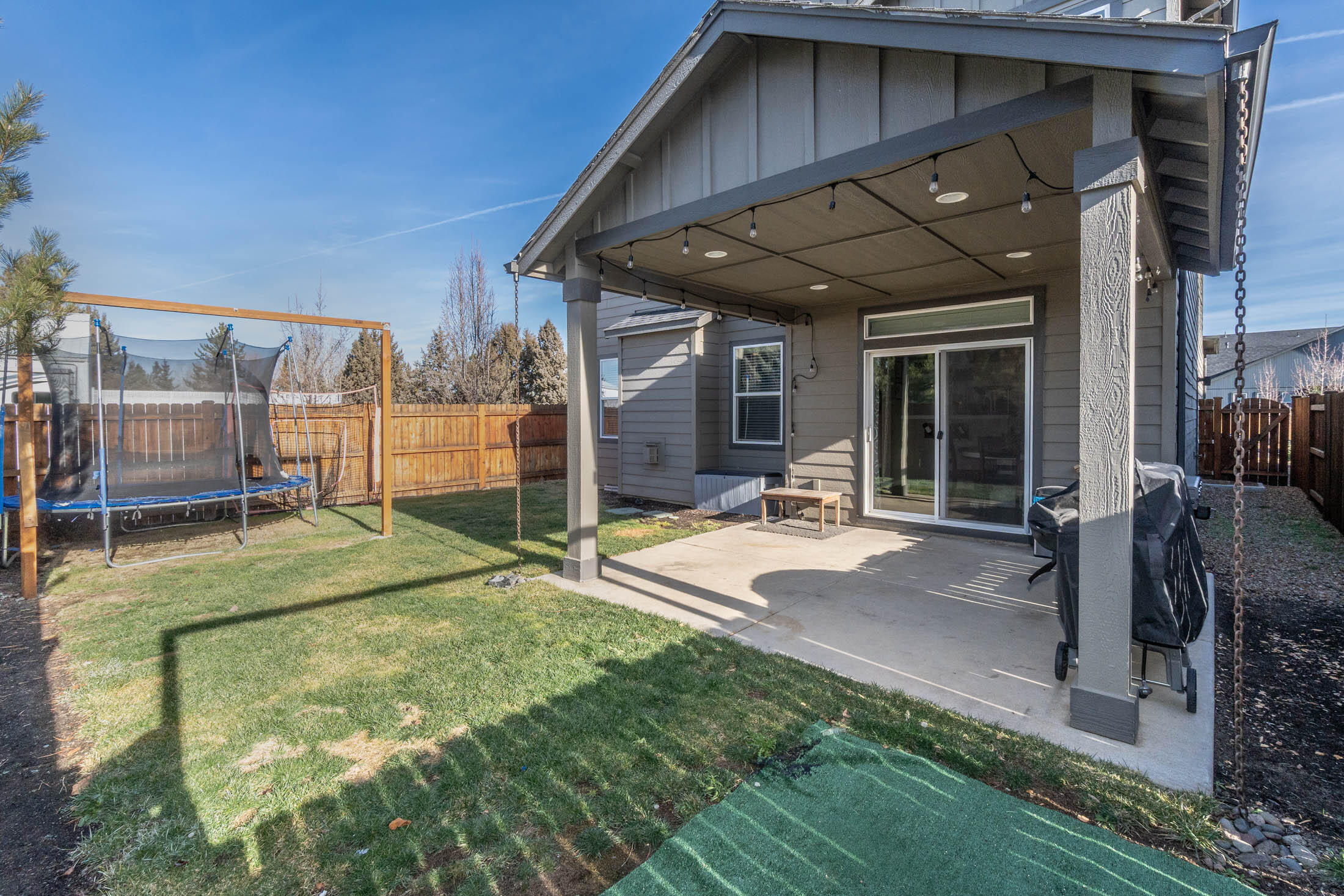 61813 Azalia Place Bend, OR 97702 - Photo 19 of 22 61813 Azalia Place