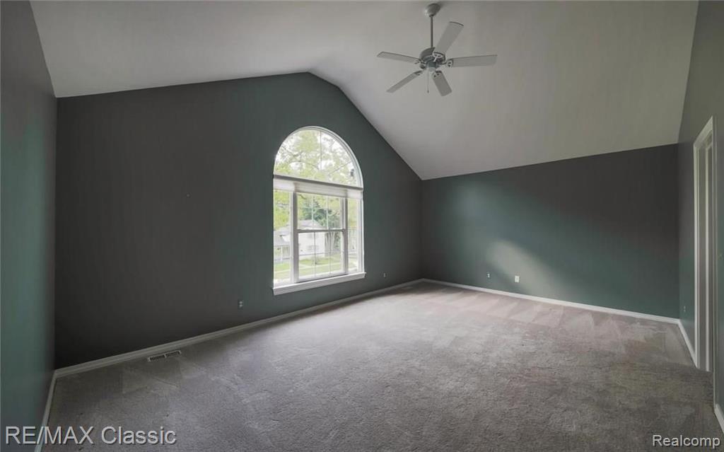 595 East Commerce Street, Unit 2 Milford, MI 48381 - Photo 18 of 25