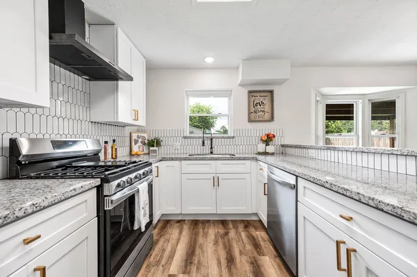 $255,000 | 12930 Dakar Drive, Houston, TX 77065