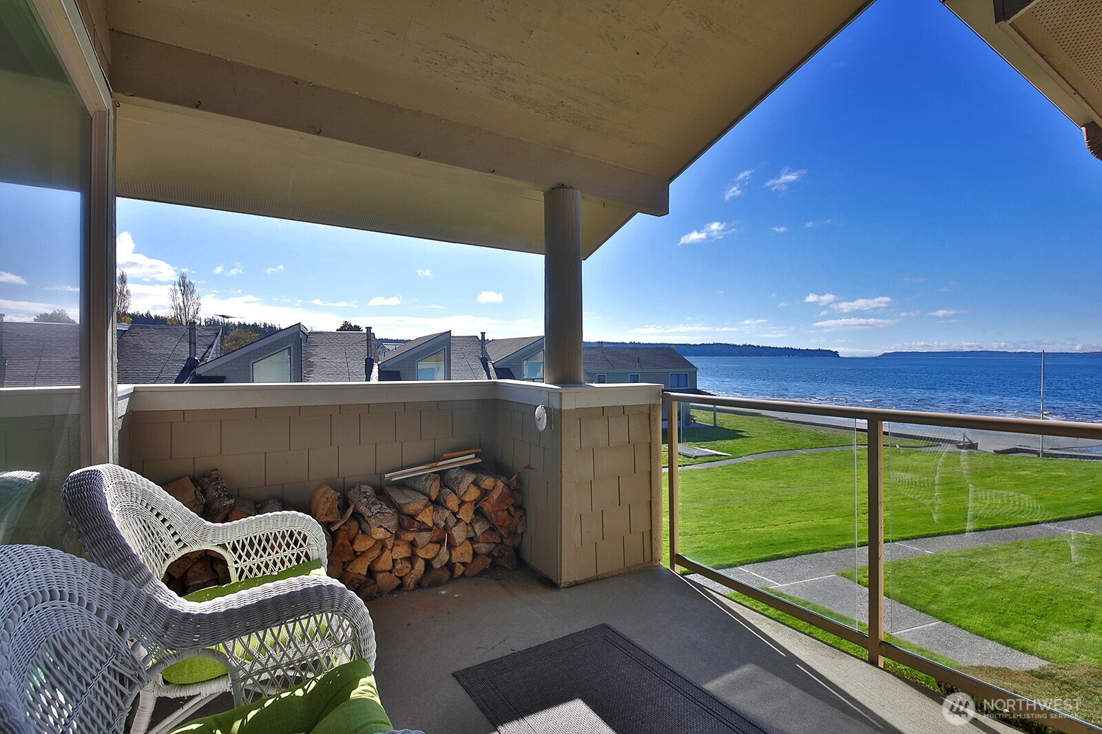 816 Old Beach Road, Unit 203 Freeland, WA 98249 - Photo 1 of 32
