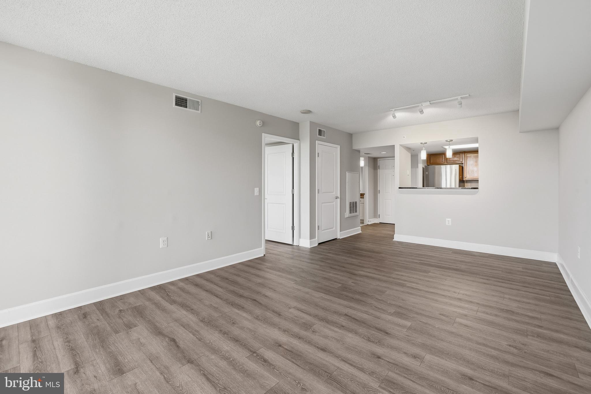 11800 Sunset Hills Road, Unit 910 Reston, VA 20190 - Photo 13 of 46