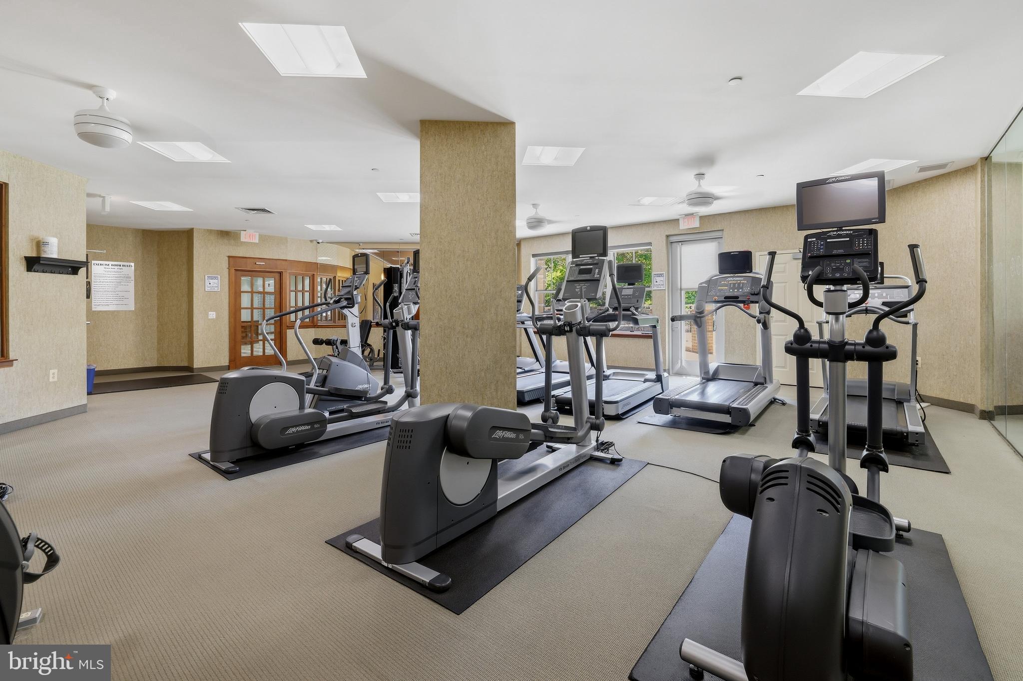 11800 Sunset Hills Road, Unit 910 Reston, VA 20190 - Photo 43 of 46