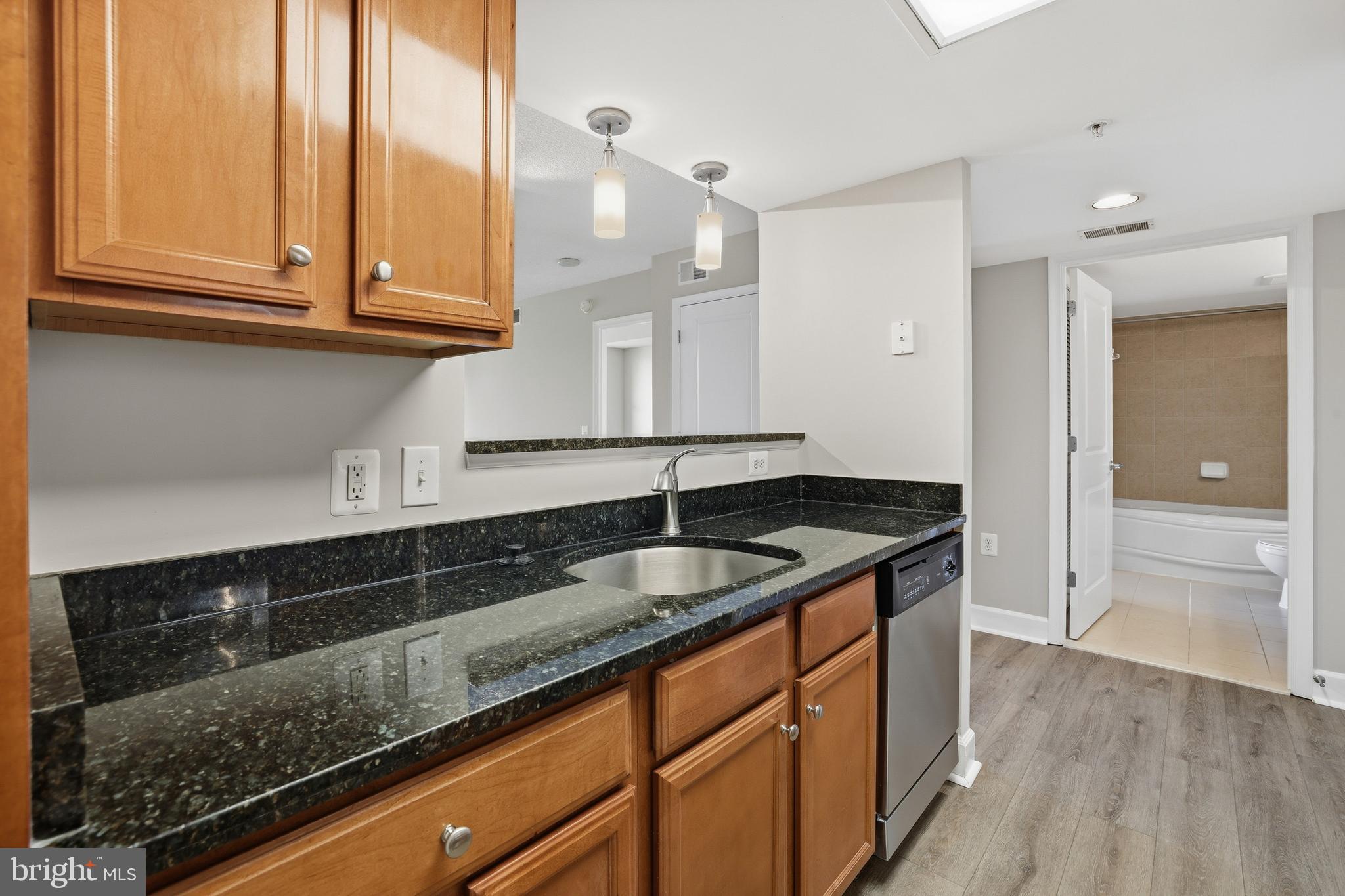 11800 Sunset Hills Road, Unit 910 Reston, VA 20190 - Photo 8 of 46