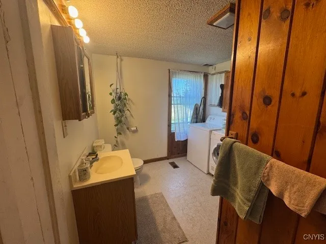 $275,000 | 3821 Rector Road, Martinsburg, NY 13367