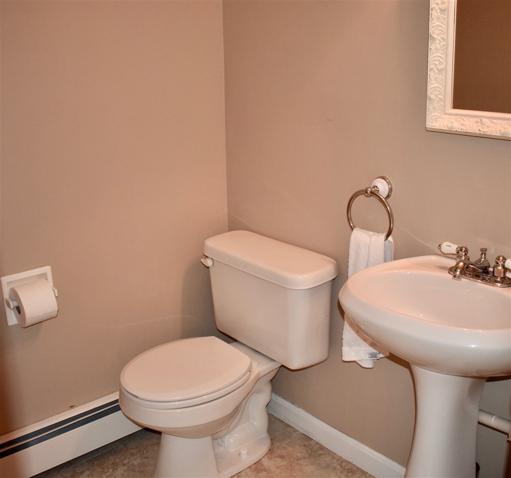 36 Great Brook Road Milford, NH 03055 - Photo 19 of 38
