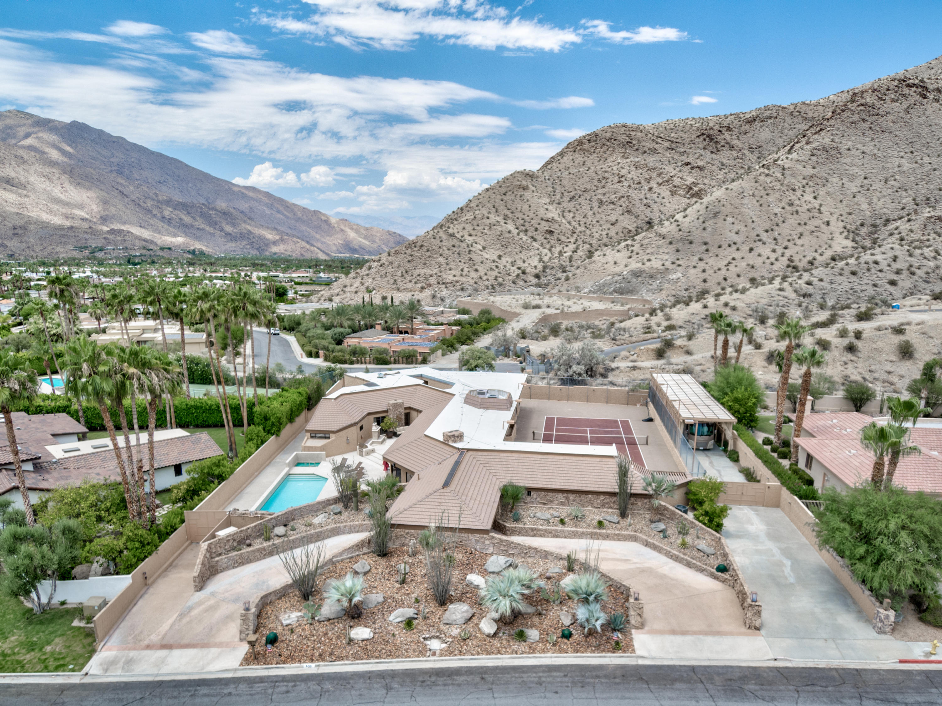1650 Ridgemore Drive Palm Springs, CA 92264 - Photo 4 of 69 4