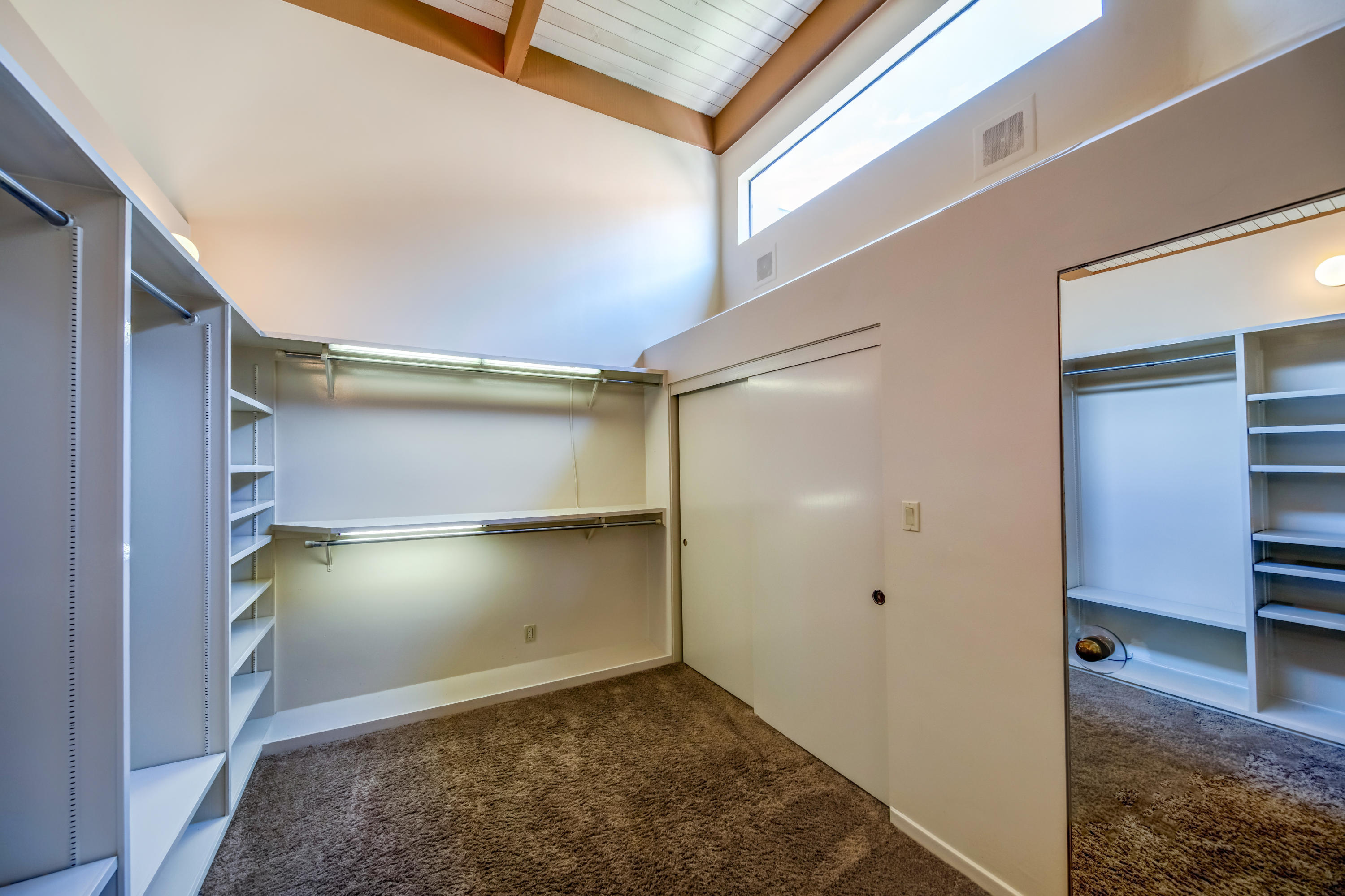 1650 Ridgemore Drive Palm Springs, CA 92264 - Photo 50 of 69 a view of empty room