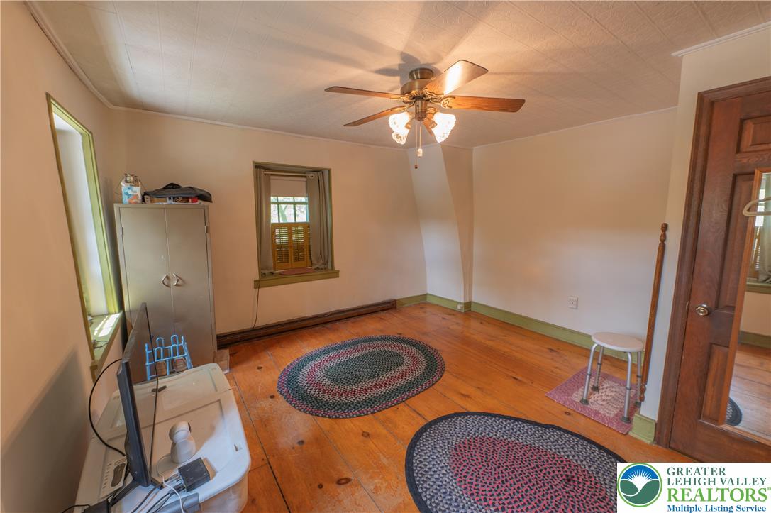 2783 Brunner Road Emmaus, PA 18049 - Photo 13 of 25