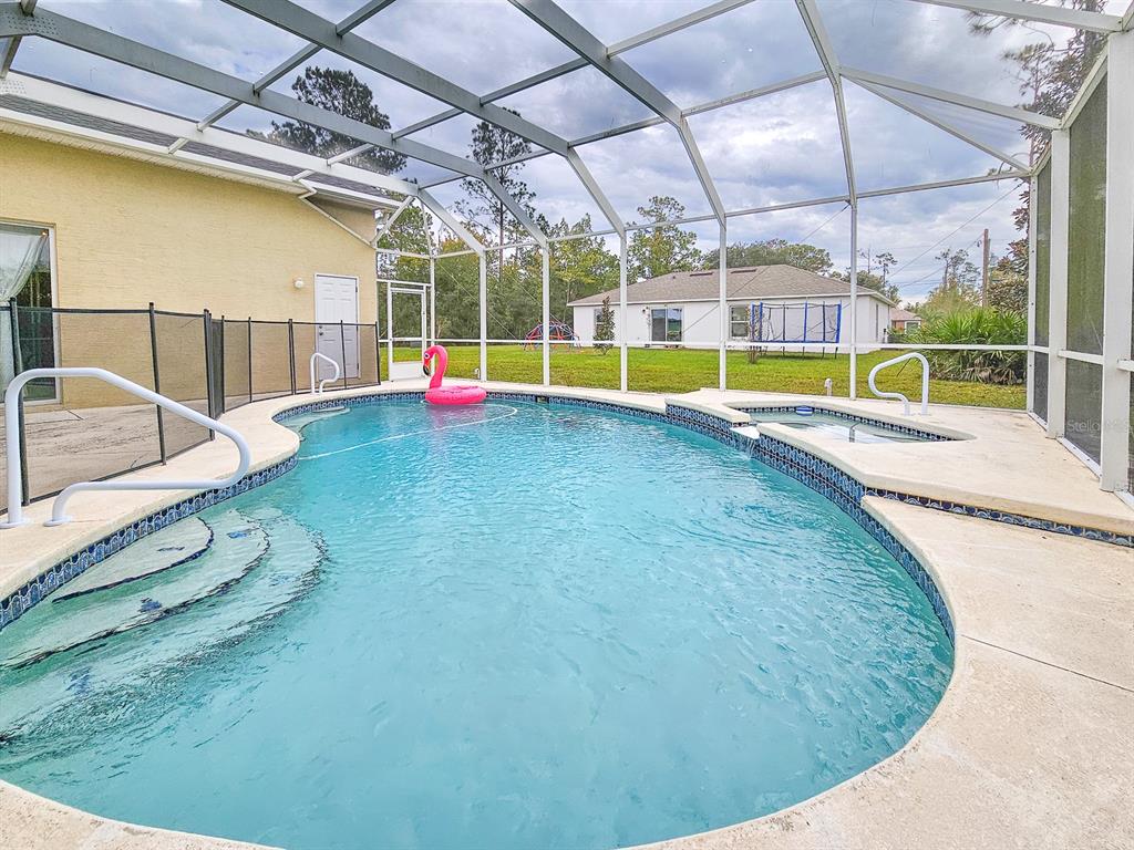 18 Squirrel Place Palm Coast, FL 32164 - Photo 13 of 39