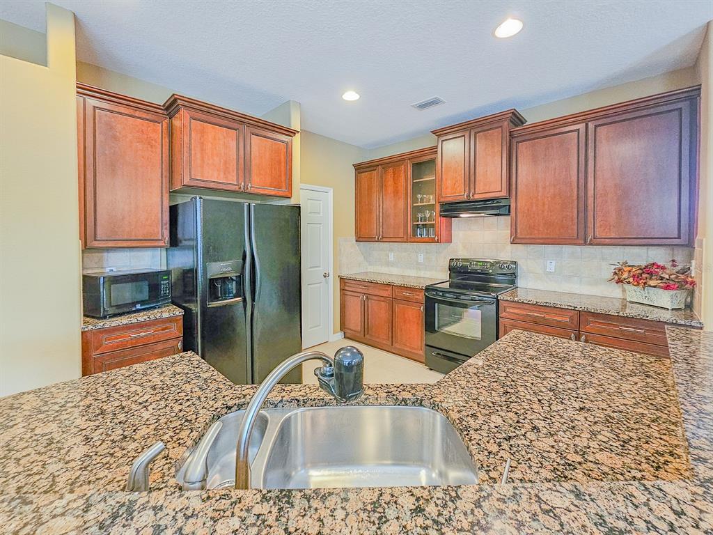 18 Squirrel Place Palm Coast, FL 32164 - Photo 25 of 39