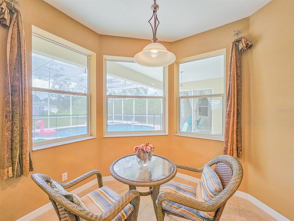 18 Squirrel Place Palm Coast, FL 32164 - Photo 5 of 39