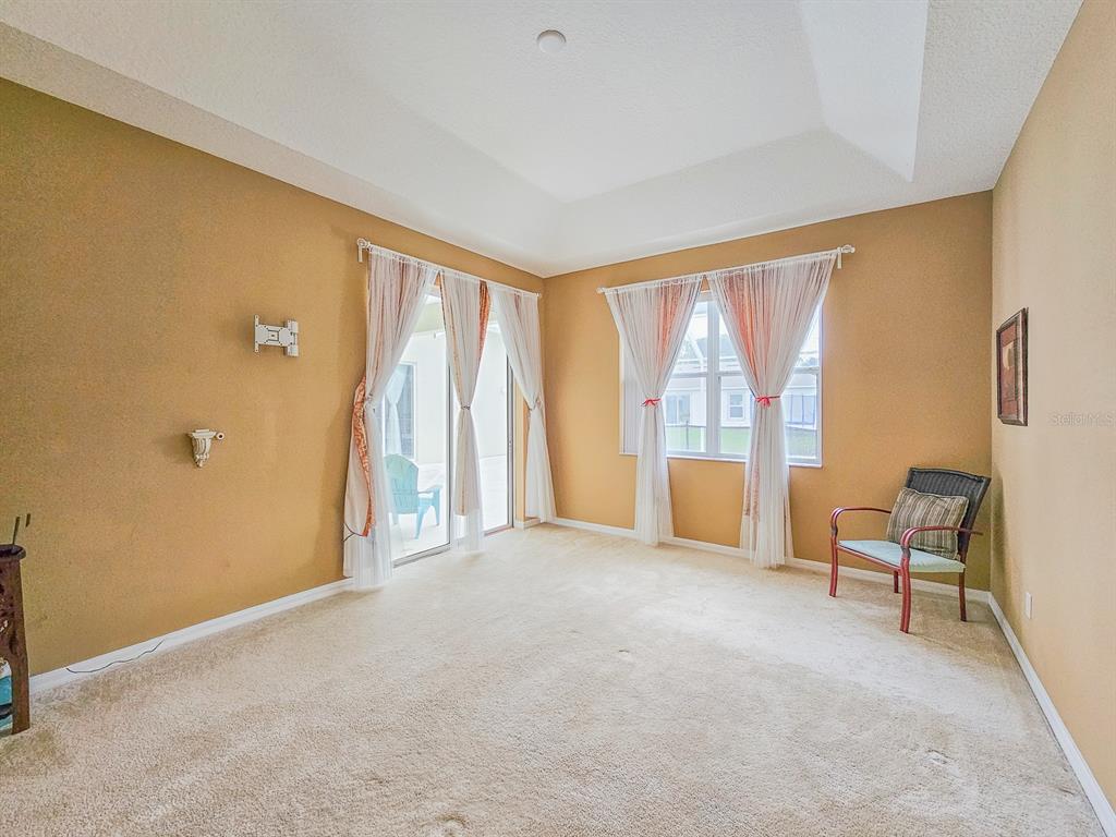 18 Squirrel Place Palm Coast, FL 32164 - Photo 7 of 39