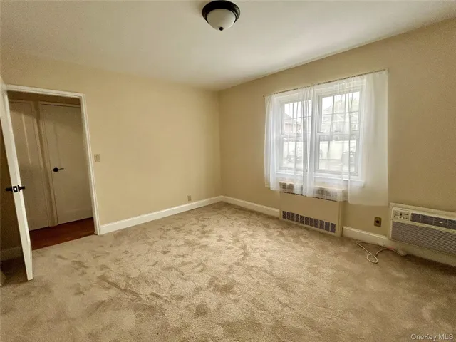 $329,000 | 400 Merrick Road, Unit 5A, Rockville Centre, NY 11570