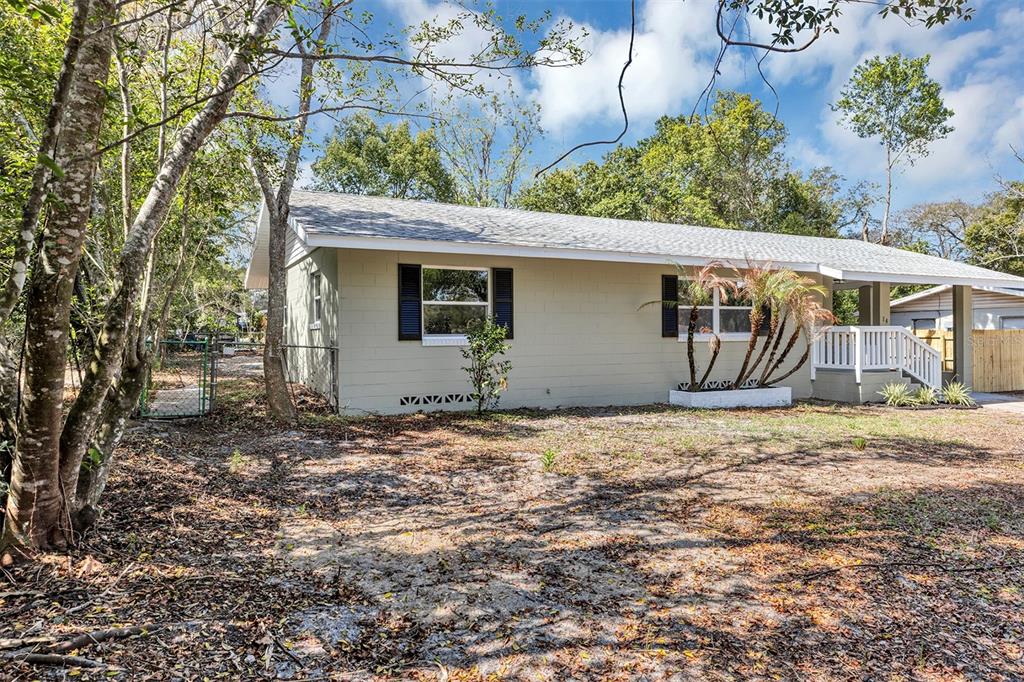 14 Sunshine Boulevard DeLand, FL 32724 - Photo 3 of 38