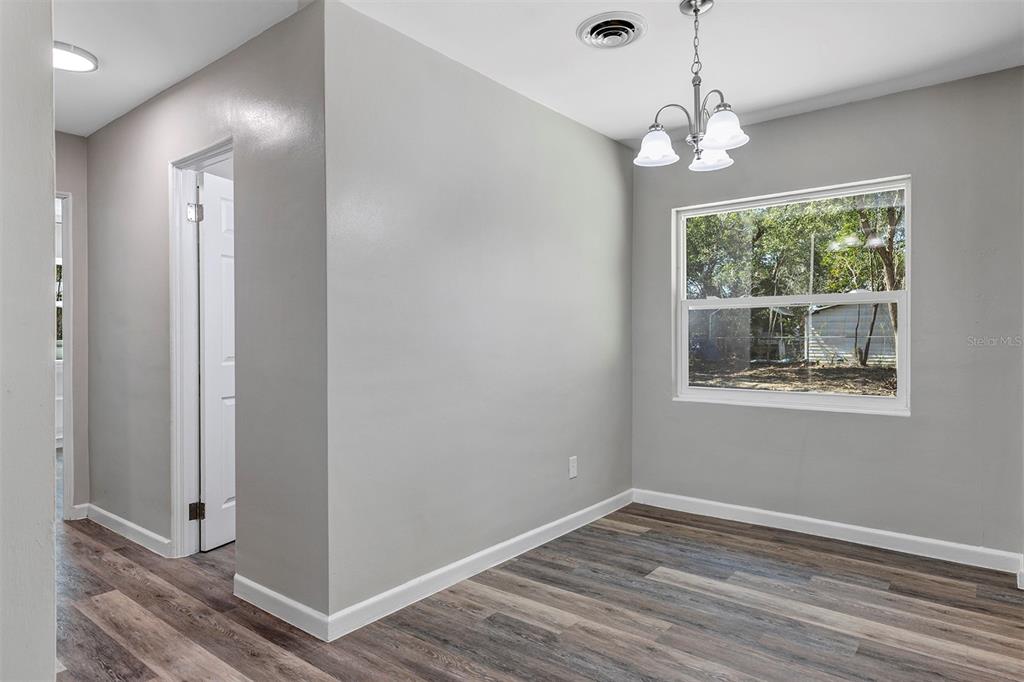 14 Sunshine Boulevard DeLand, FL 32724 - Photo 9 of 38