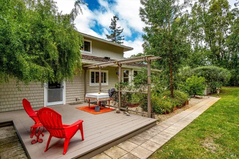 $5,300,000 | 585 Denmark Street, Sonoma, CA 95476
