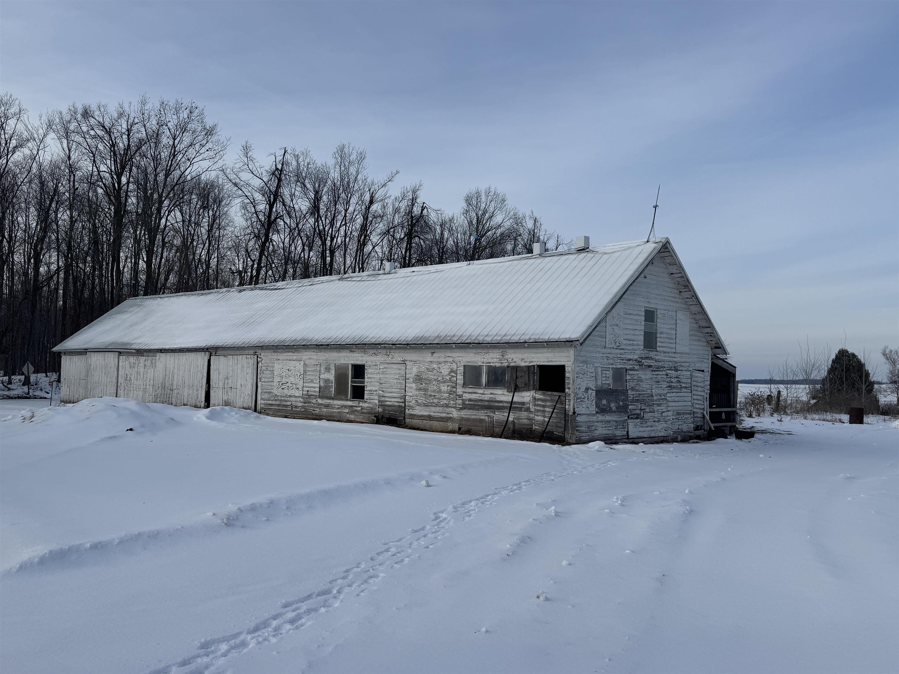 N4160 Hilltop Road Bonduel, WI 54107 - Photo 6 of 14