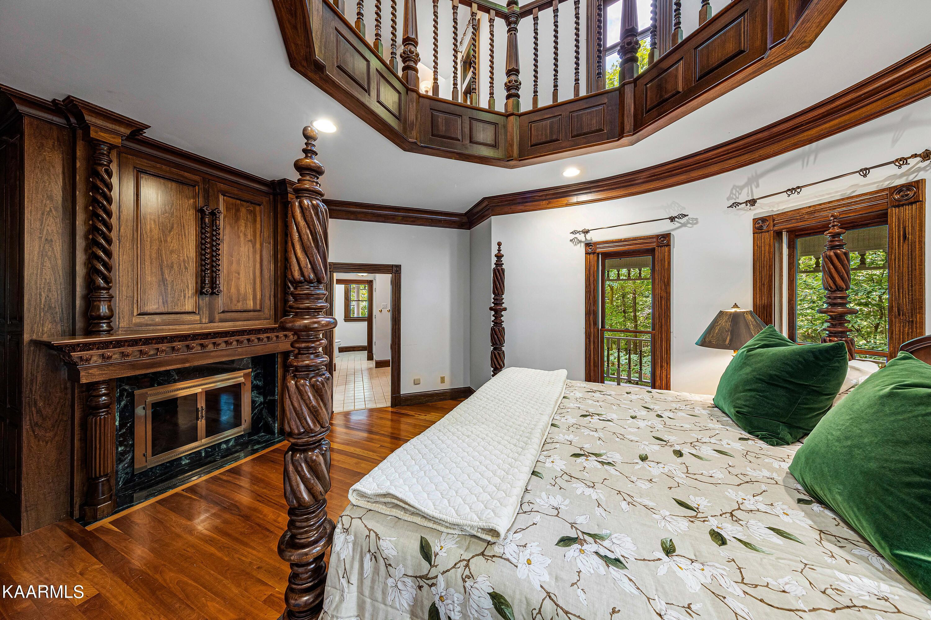 12459 Early Road Knoxville, TN 37922 - Photo 19 of 53 Main level master with fireplace