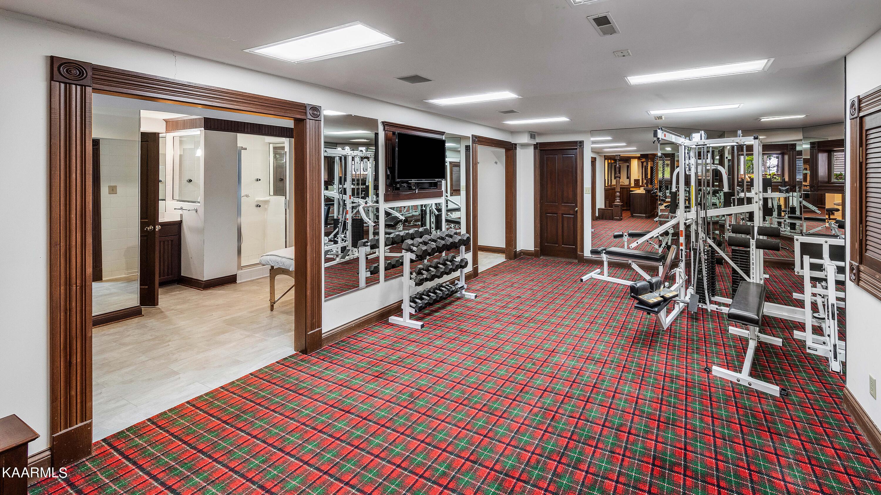 12459 Early Road Knoxville, TN 37922 - Photo 43 of 53 Large workout space