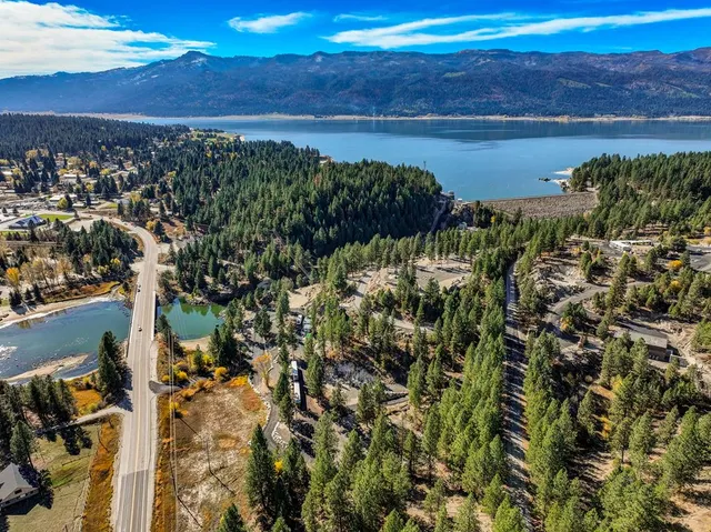 $1,700,000 | 301 Vista Point Boulevard, Cascade, ID 83611