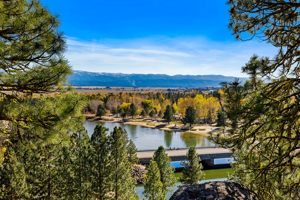 301 Vista Point Boulevard Cascade, ID 83611 - Photo 6 of 33