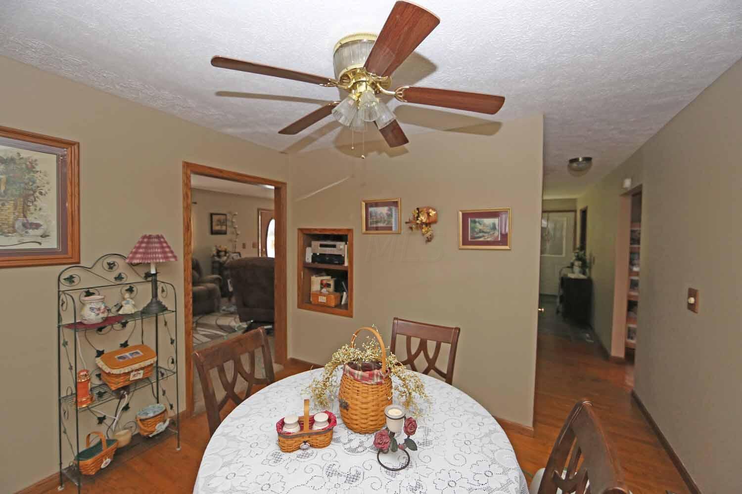 14608 Wooster Road Mount Vernon, OH 43050 - Photo 20 of 29 IMG_2332