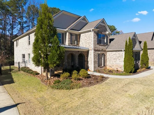 $900,000 | 8930 Cobblestone Lane, Cumming, GA 30041