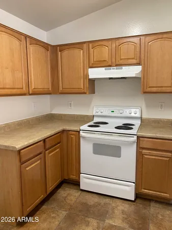 $1,700 | 24035 North Desert Drive, Florence, AZ 85132