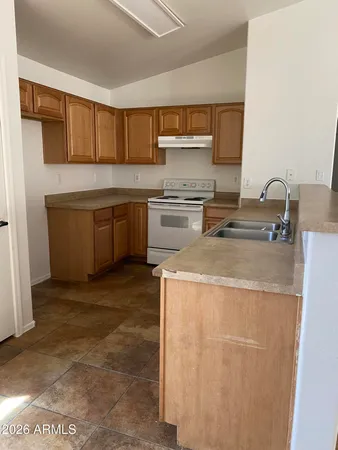 $1,700 | 24035 North Desert Drive, Florence, AZ 85132