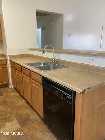 $1,700 | 24035 North Desert Drive, Florence, AZ 85132