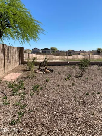 $1,700 | 24035 North Desert Drive, Florence, AZ 85132