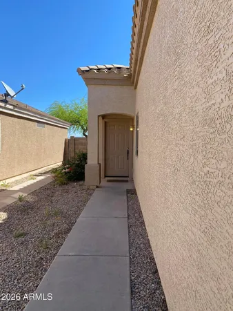 $1,700 | 24035 North Desert Drive, Florence, AZ 85132