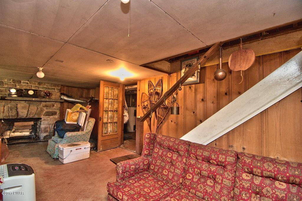 1111 Avoy Road Lakeville, PA 18438 - Photo 32 of 108