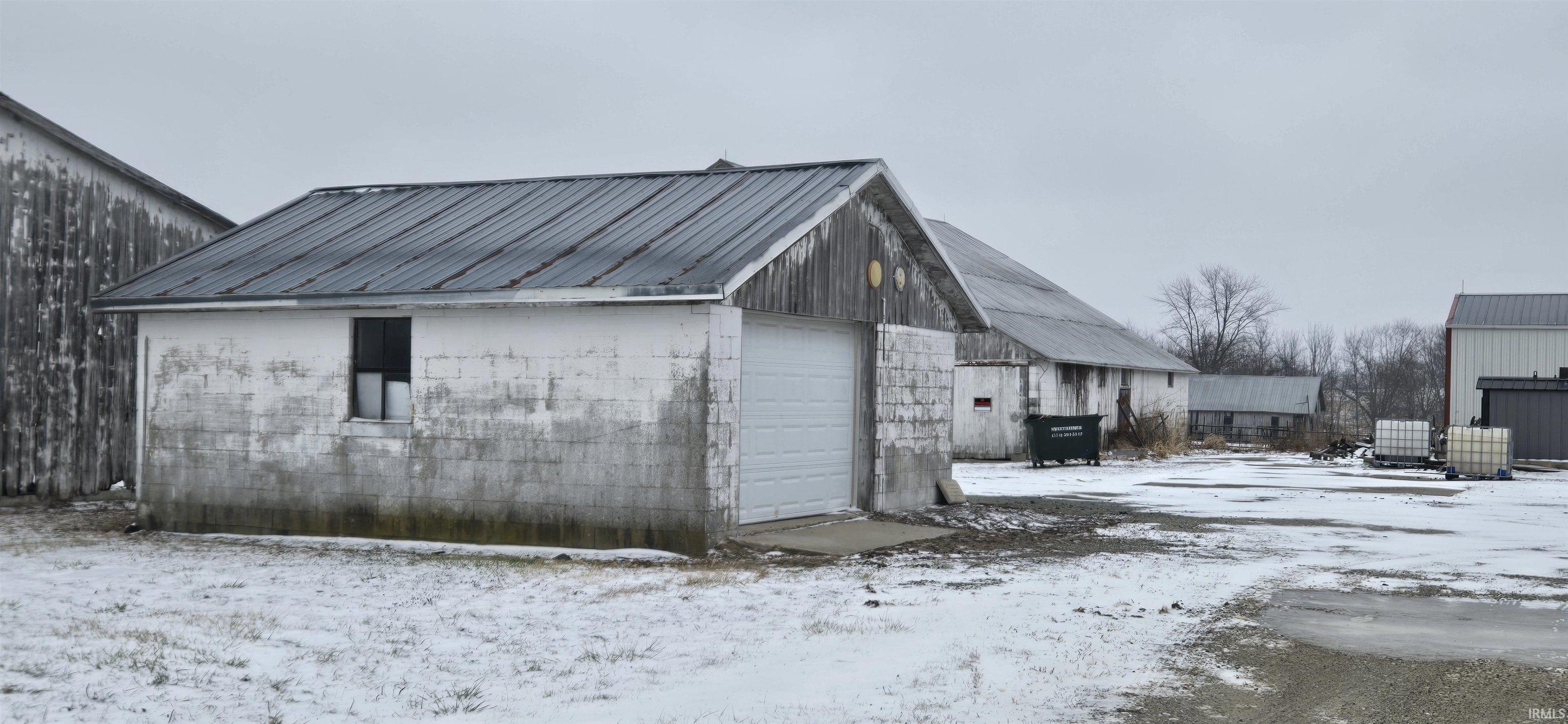 9750 South Packerton Road Claypool, IN 46510 - Photo 2 of 15