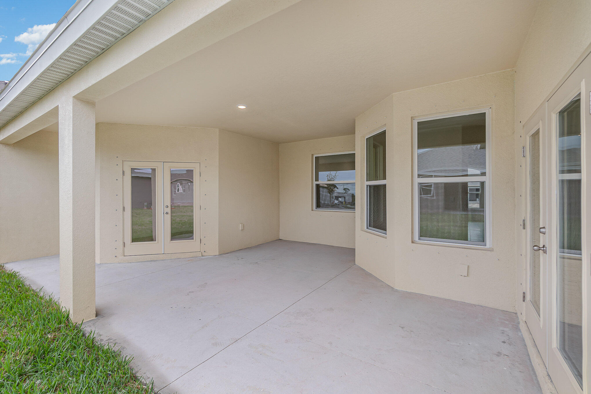 4853 Alabaster Drive Grant, FL 32949 - Photo 20 of 48 a view of an empty room with a window