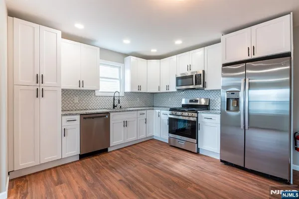 $2,500 | 163 Jefferson Street, Unit 1, Wood-Ridge, NJ 07075