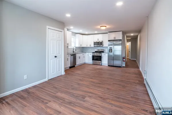 $2,500 | 163 Jefferson Street, Unit 1, Wood-Ridge, NJ 07075