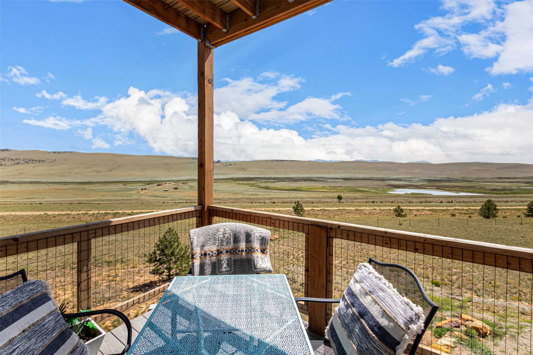 344 Redhill Road Fairplay, CO 80440 - Photo 11 of 44 a view of a balcony with an ocean