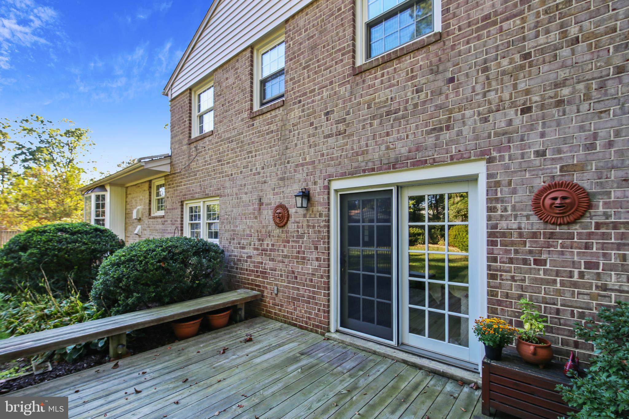 1582 Kimblewick Road Potomac, MD 20854 - Photo 16 of 29