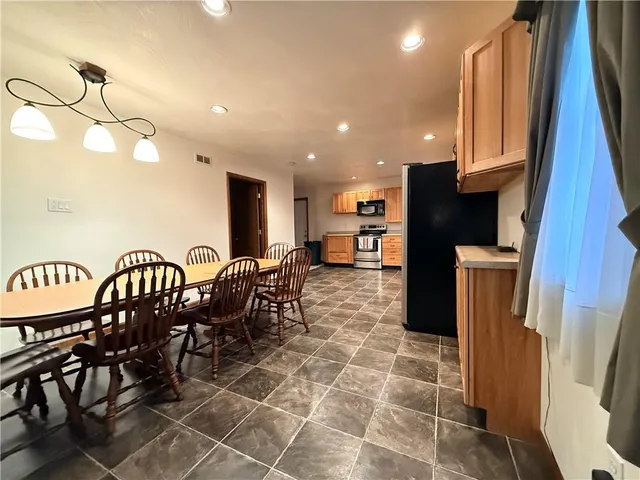 $425,000 | 321 Butler Road, Kittanning, PA 16201