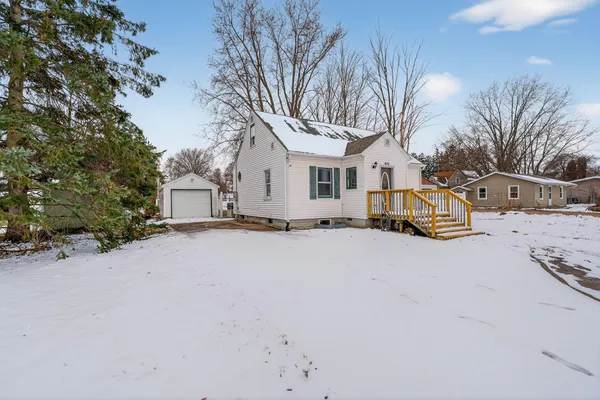 $289,000 | 440 West 1st Street, Rush City, MN 55069
