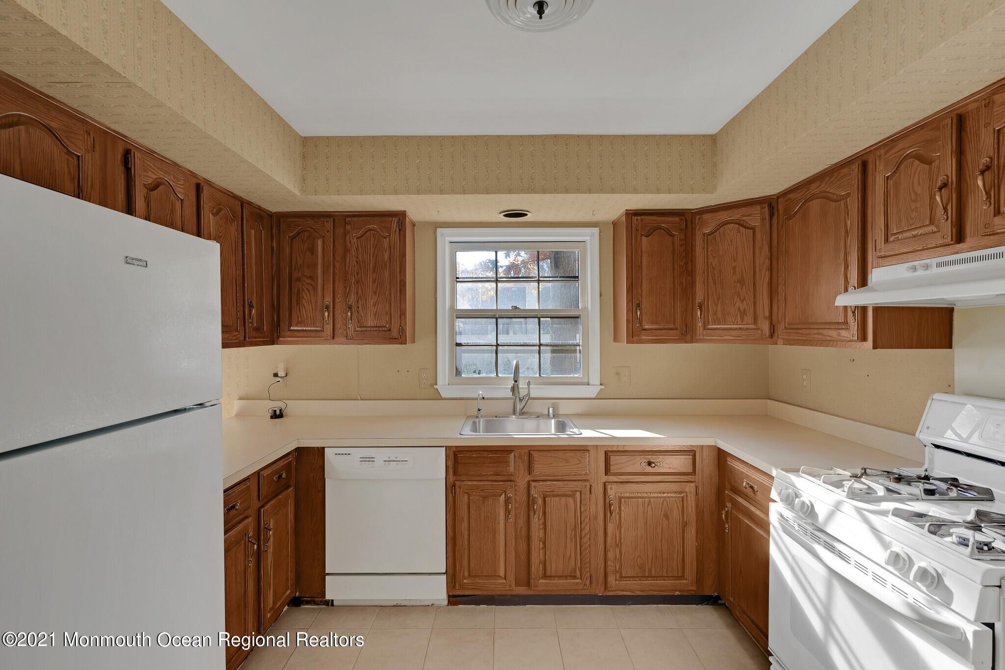 213 Weldon Road Manchester Township, NJ 08759 - Photo 15 of 31 DSC07791
