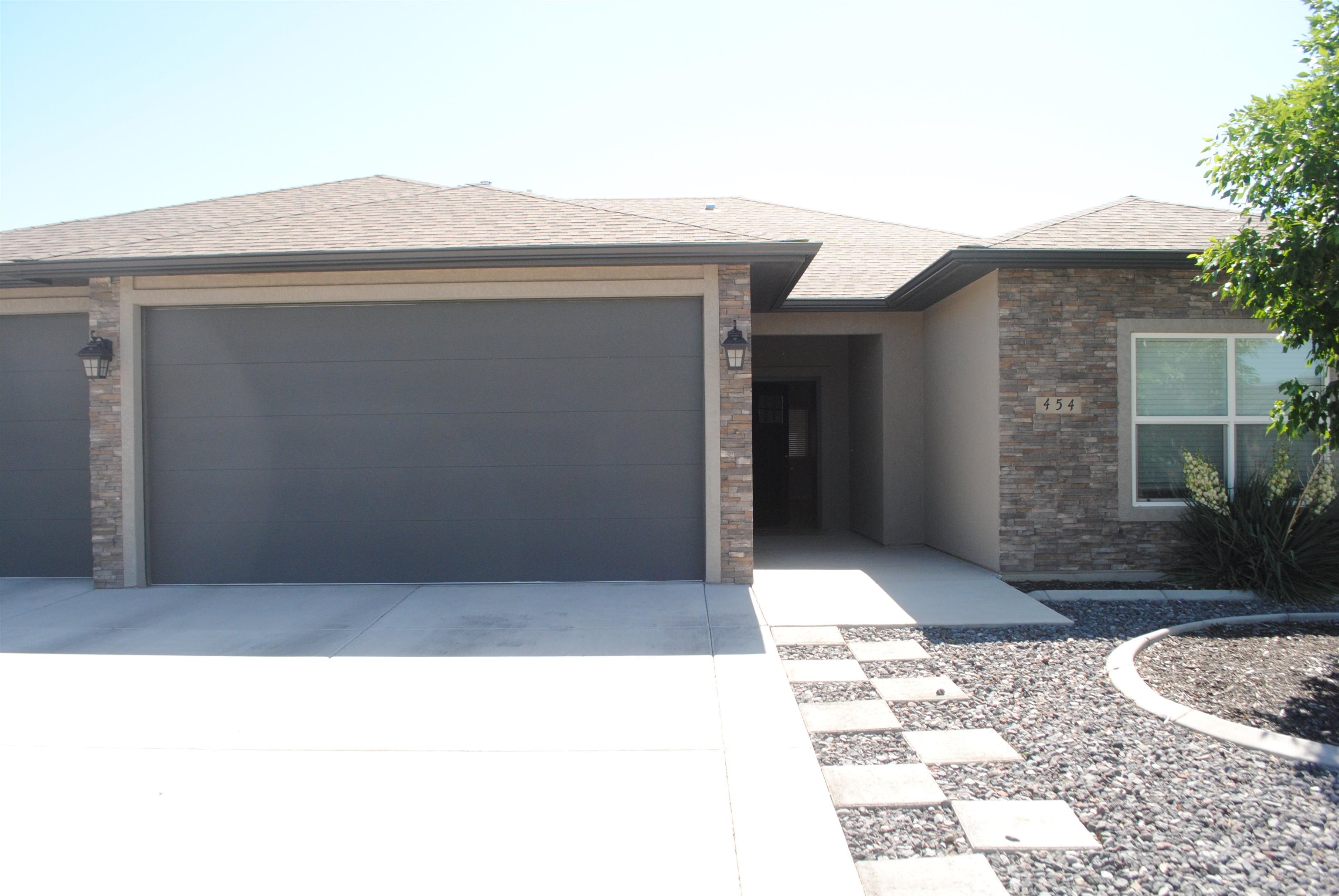 454 Lewis Street Grand Junction, CO 81504 - Photo 2 of 20 a terrace view with a outdoor space