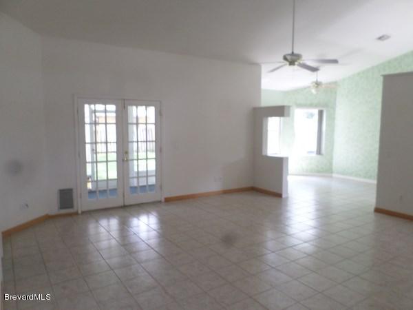 1789 Palm Ridge Road Melbourne, FL 32935 - Photo 3 of 11 Living Room