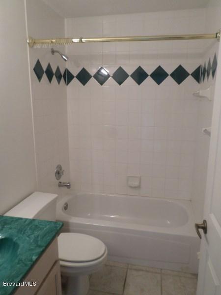 1789 Palm Ridge Road Melbourne, FL 32935 - Photo 9 of 11 Main Bathroom