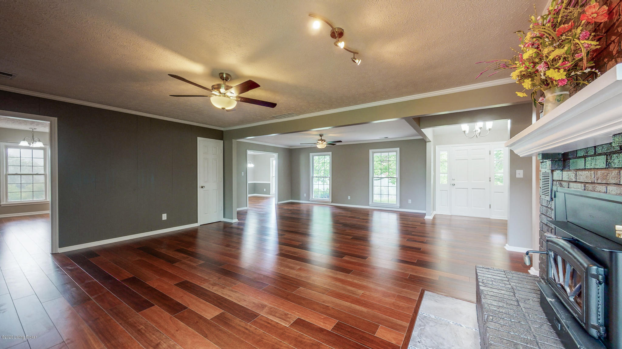 14723 Brush Run Road Louisville, KY 40299 - Photo 8 of 67 14723 Brush Run Rd Louisville KY 40299-8