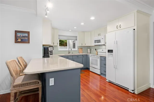 $3,400 | 2198 Via Mariposa East, Unit D, Laguna Woods, CA 92637